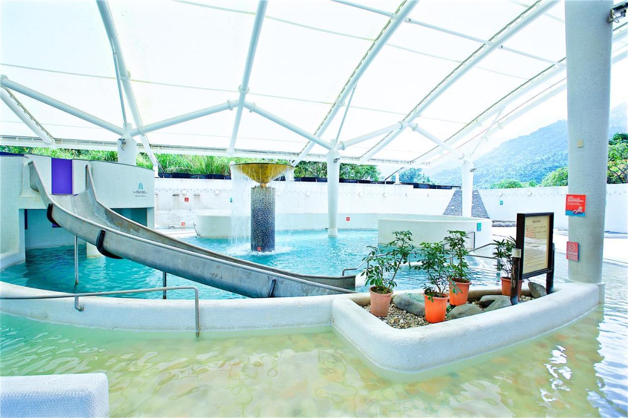 Hotel Royal Chihpin Wenquan Ngoại thất bức ảnh The indoor pool